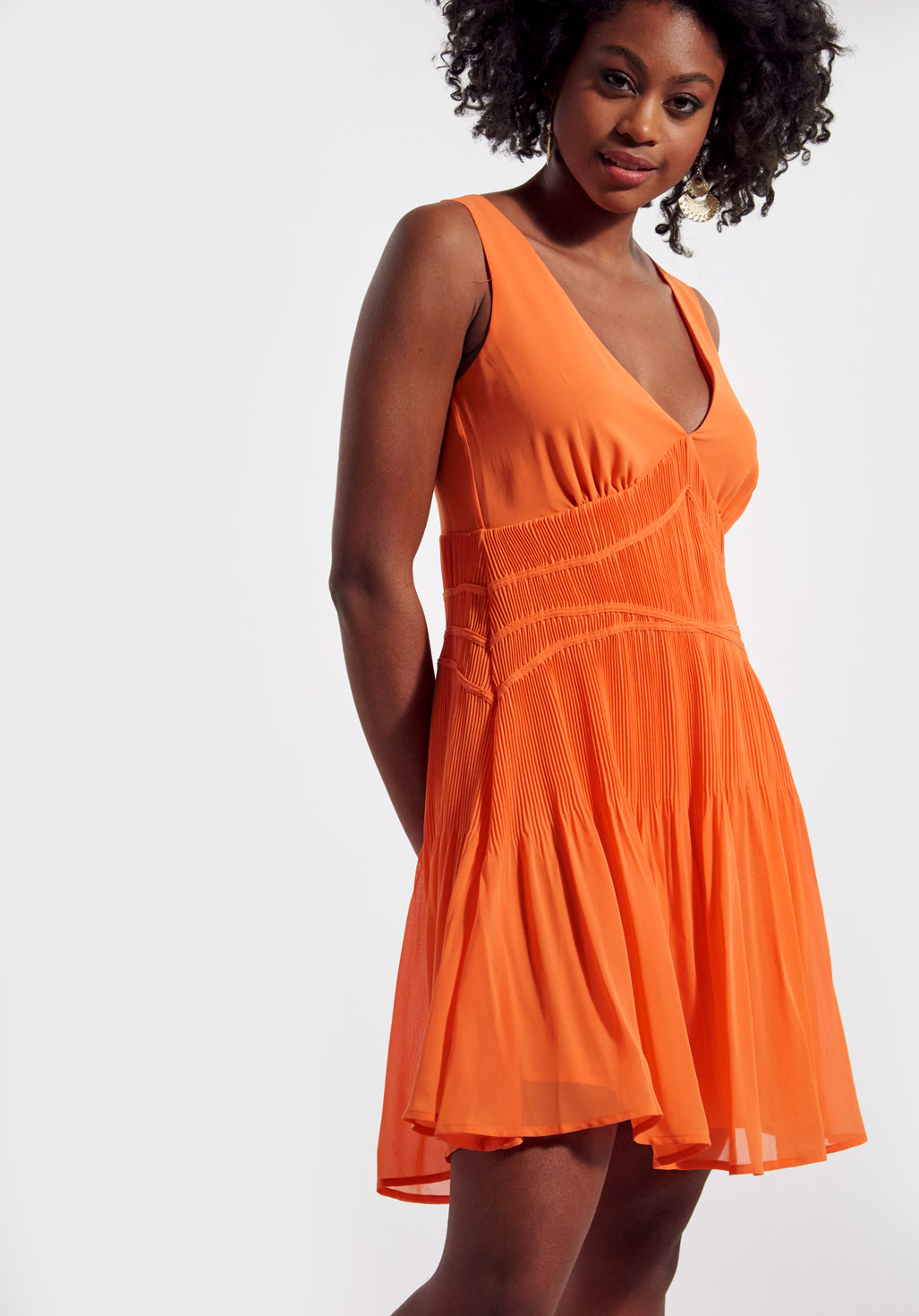 ALBI  Robe plissée orange sans manches