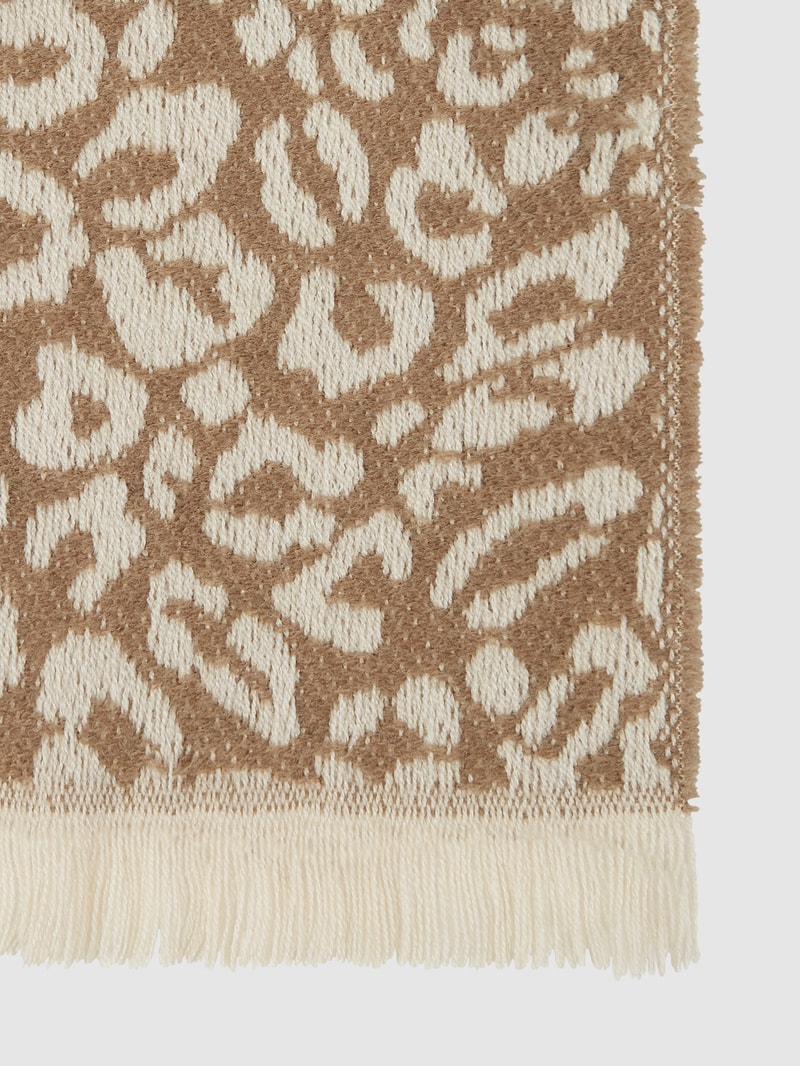 Schal mit Leopardenmuster in camel