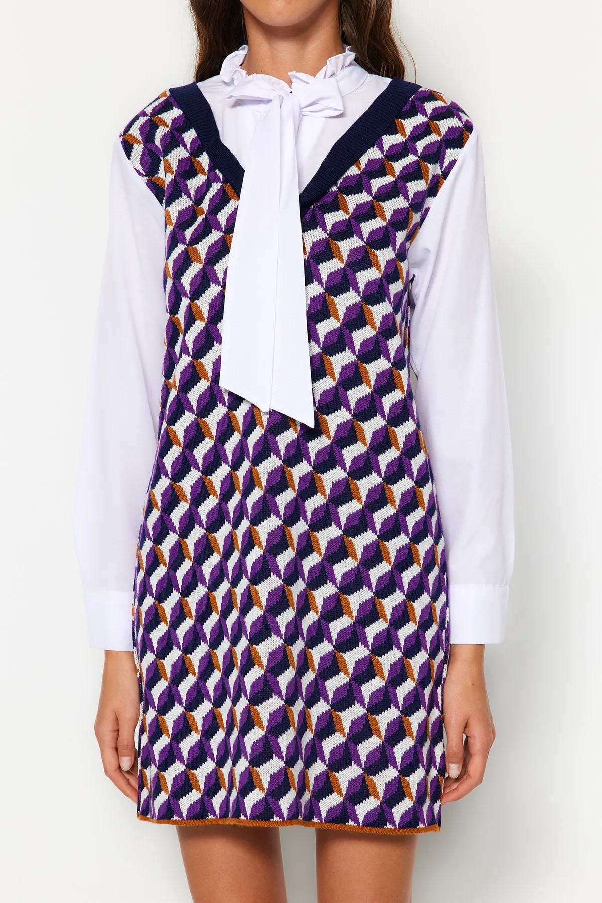 Trendyol Collection  Lila selbstgemustertes Mini-Strickkleid TWOAW22SV0122