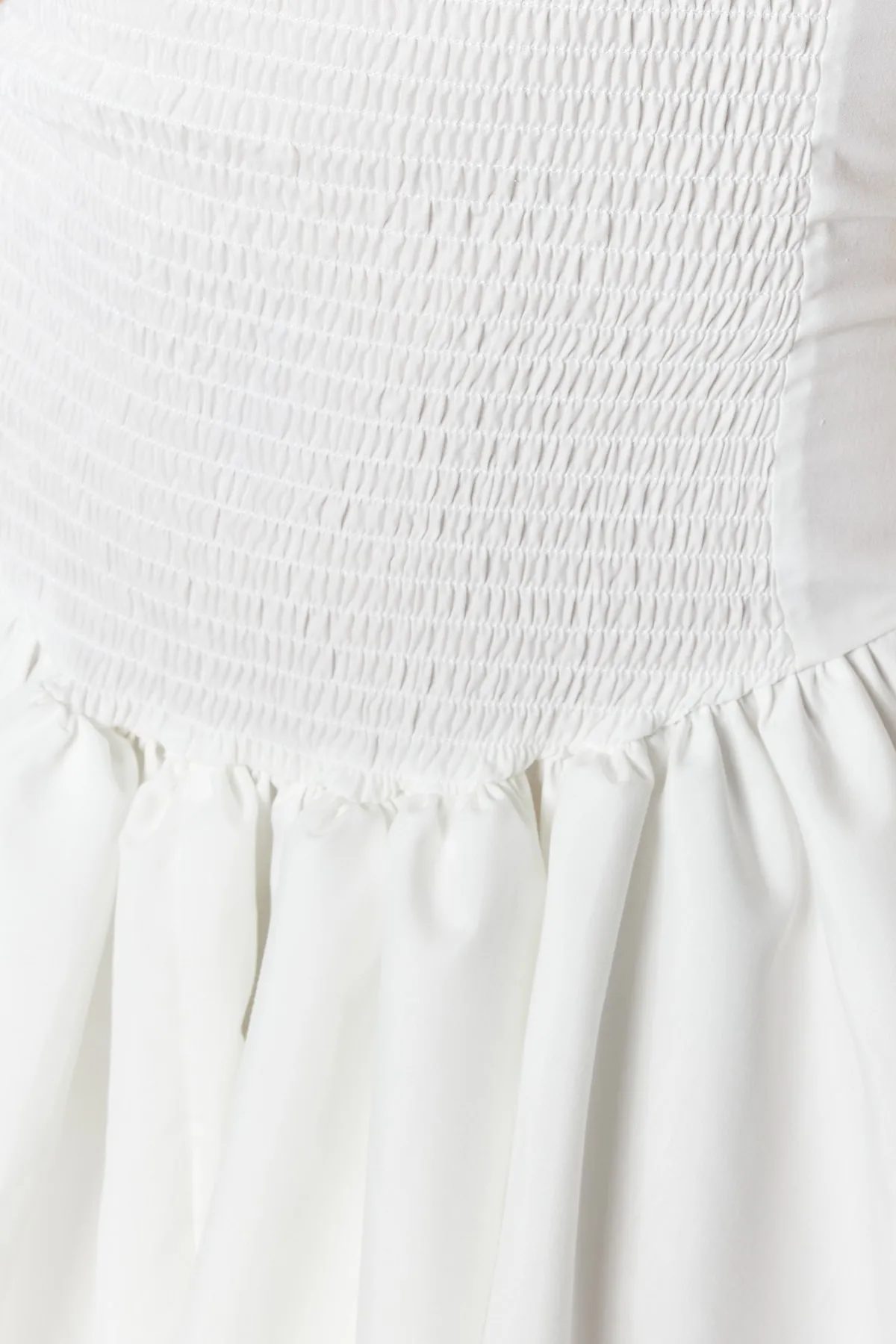 Trendyol Collection  Ecru-Taillenöffnung/Skater-gefüttertes Popeline-Brautabendkleid TPRSS22EL1720