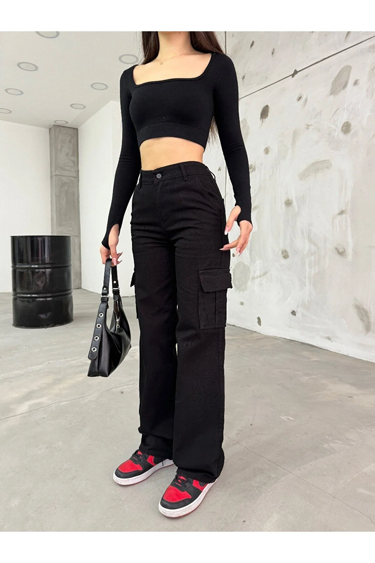 BİKELİFE  Schwarze Damen-Cargohose mit hoher Taille und weitem Bein