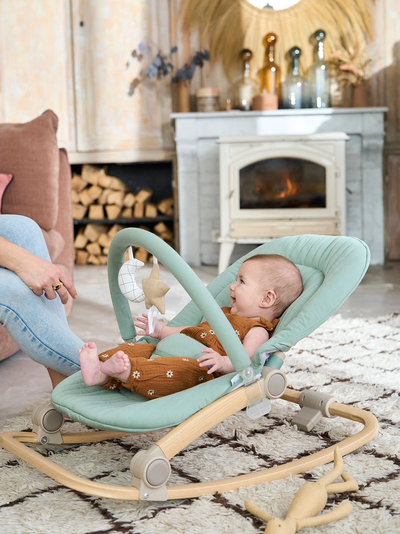 Vertbaudet Babywippe mit Spielbogen BABYDREAM - senfgelb
