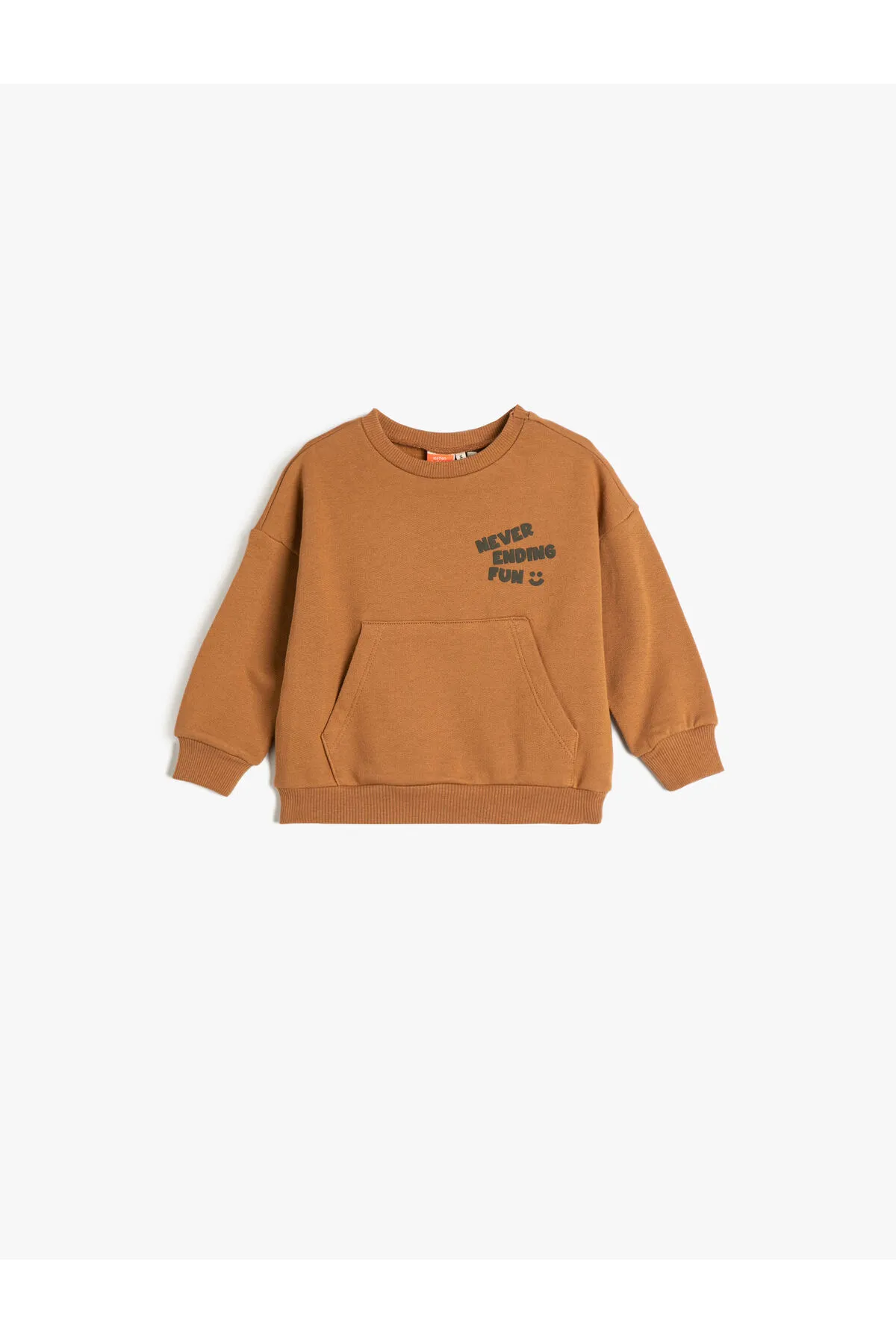 Koton  Sweatshirt mit Rundhalsausschnitt, langen Ärmeln und Kängurutasche aus bedruckter, erhabener Baumwolle
