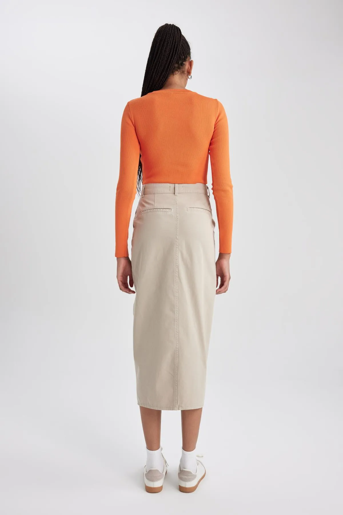 DeFacto  Maxi-Bleistiftrock aus Gabardine mit Schlitz B2464ax23au
