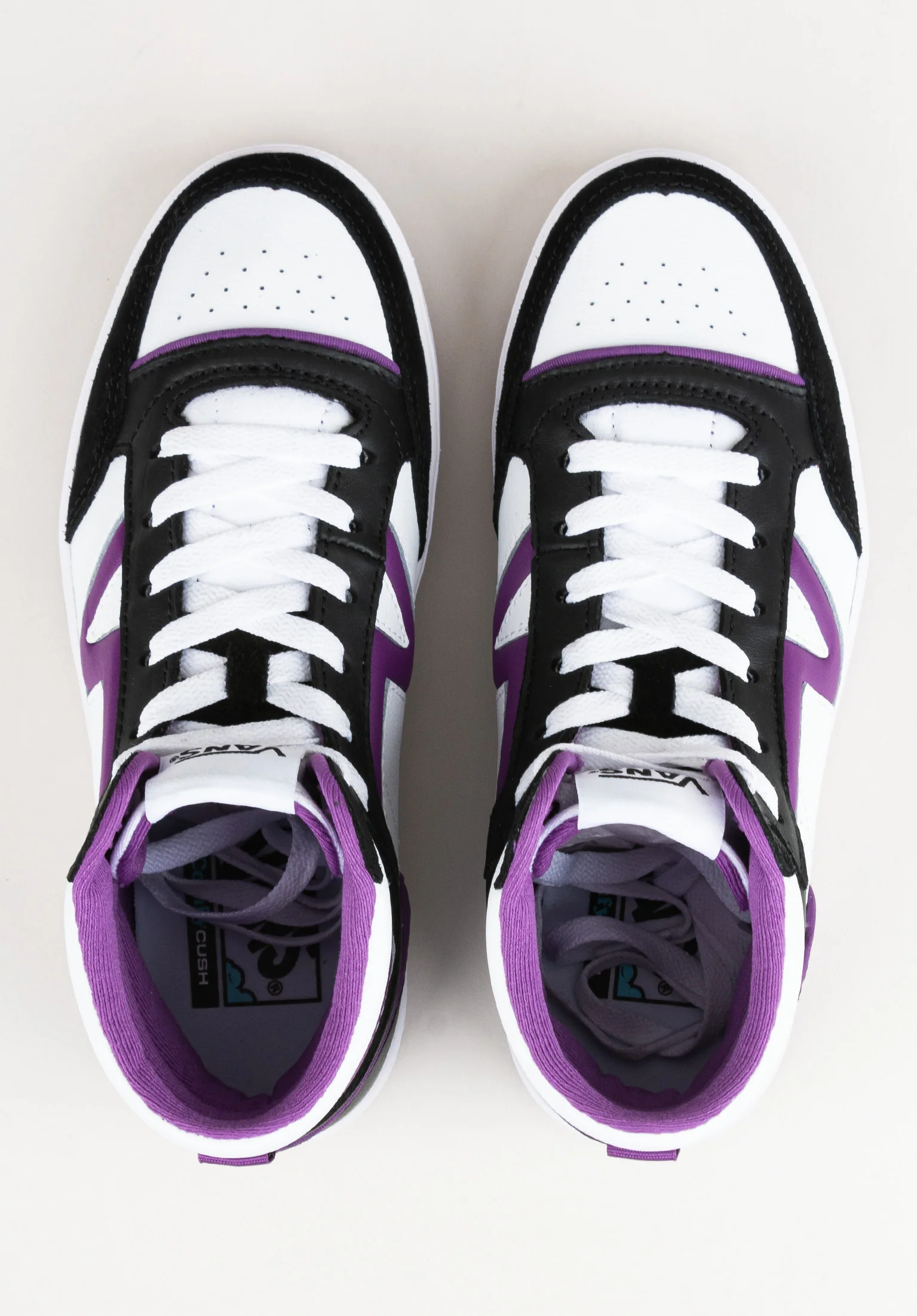 Lowland Mid CC