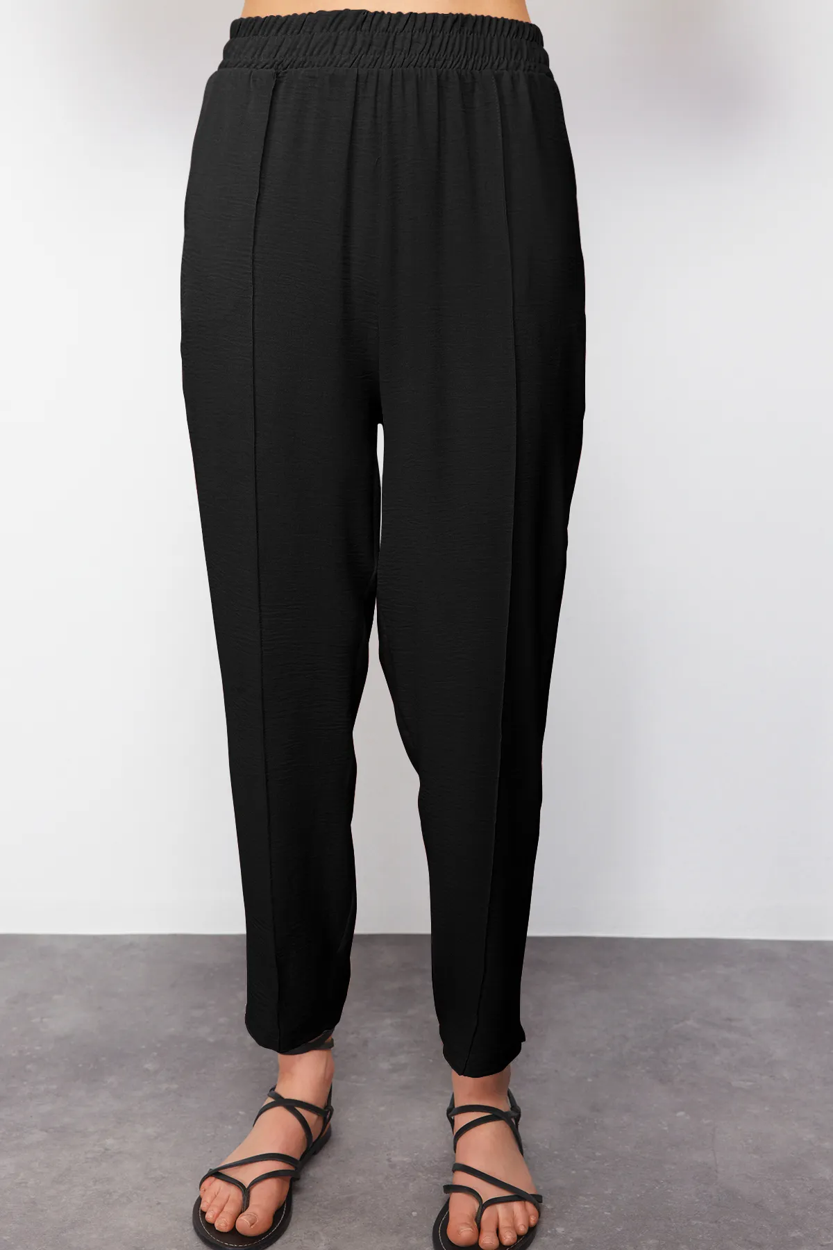 Trendyol Collection  Schwarzes gewebtes Kimono-Hosen-Bottom-Top-Set TWOSS24AU00037