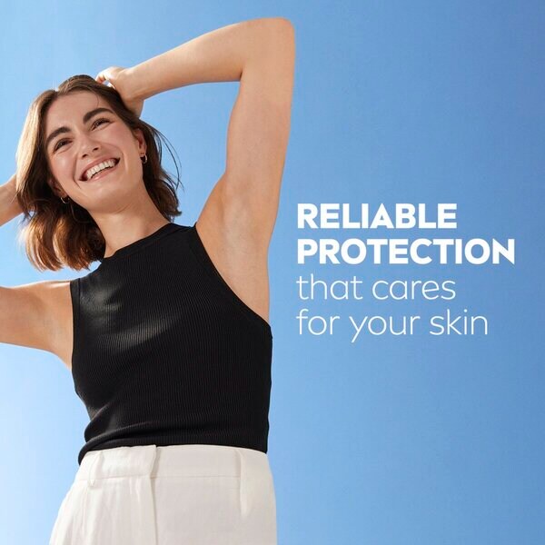 NIVEA Black & White Invisible Pure antiperspiranttirulla 50ml