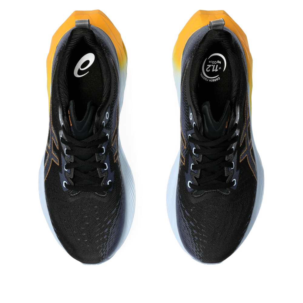 Asics Novablast 4 1011B693.001 / schwarz