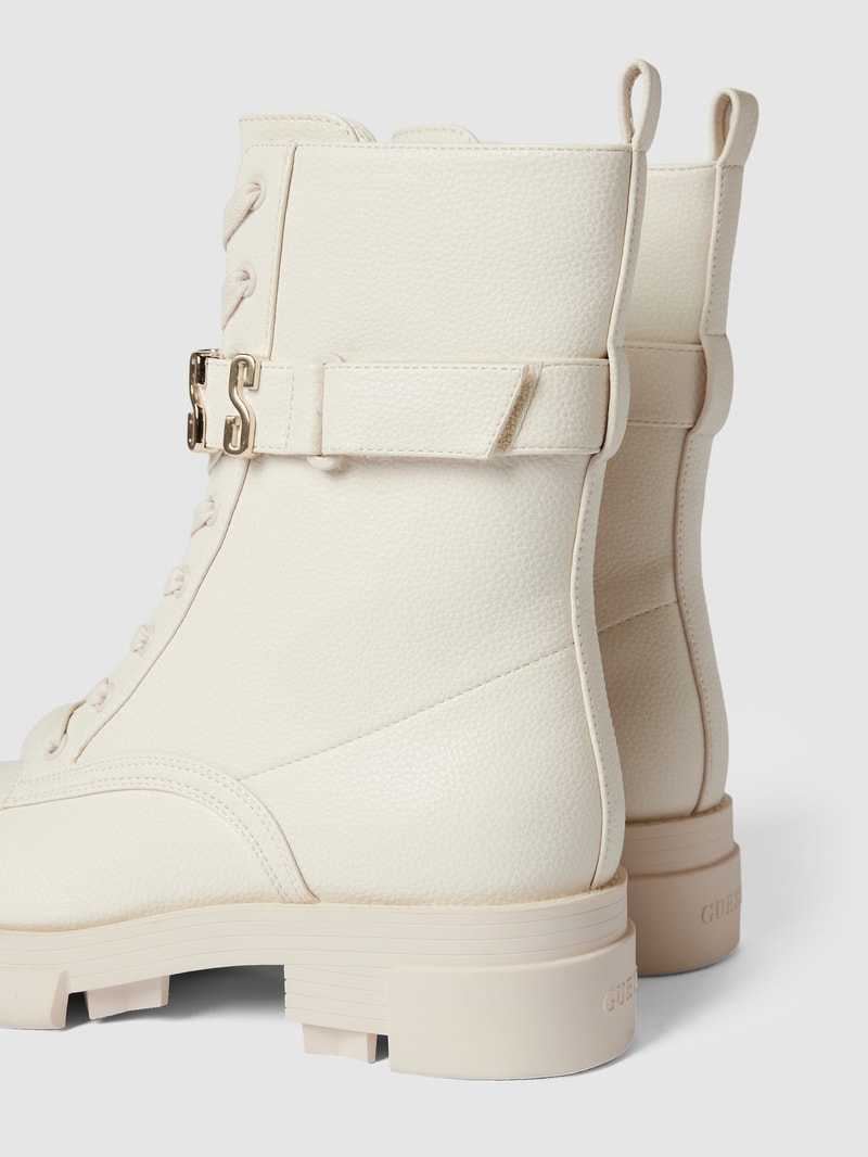 Stiefel mit Schnürverschluss Modell 'MADOX' in offwhite