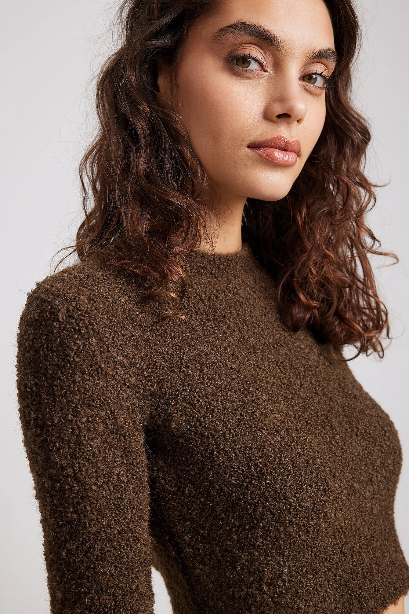 Wollmischung pullover mit offenem Rücken