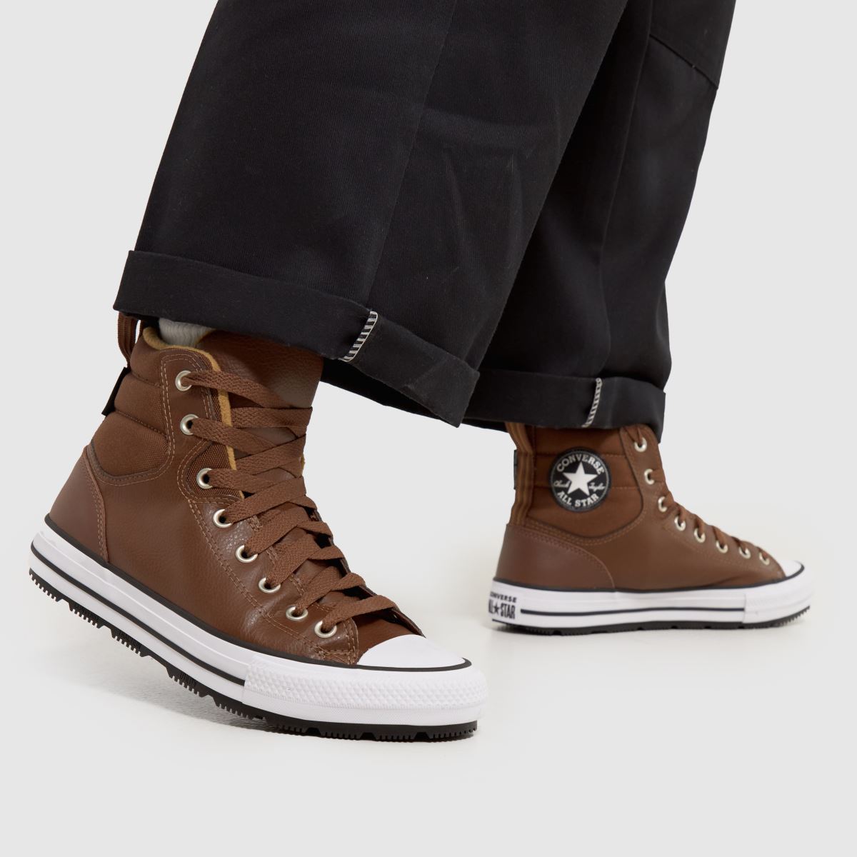 Converse All Star Berkshire – Bruna och svarta träningsskor