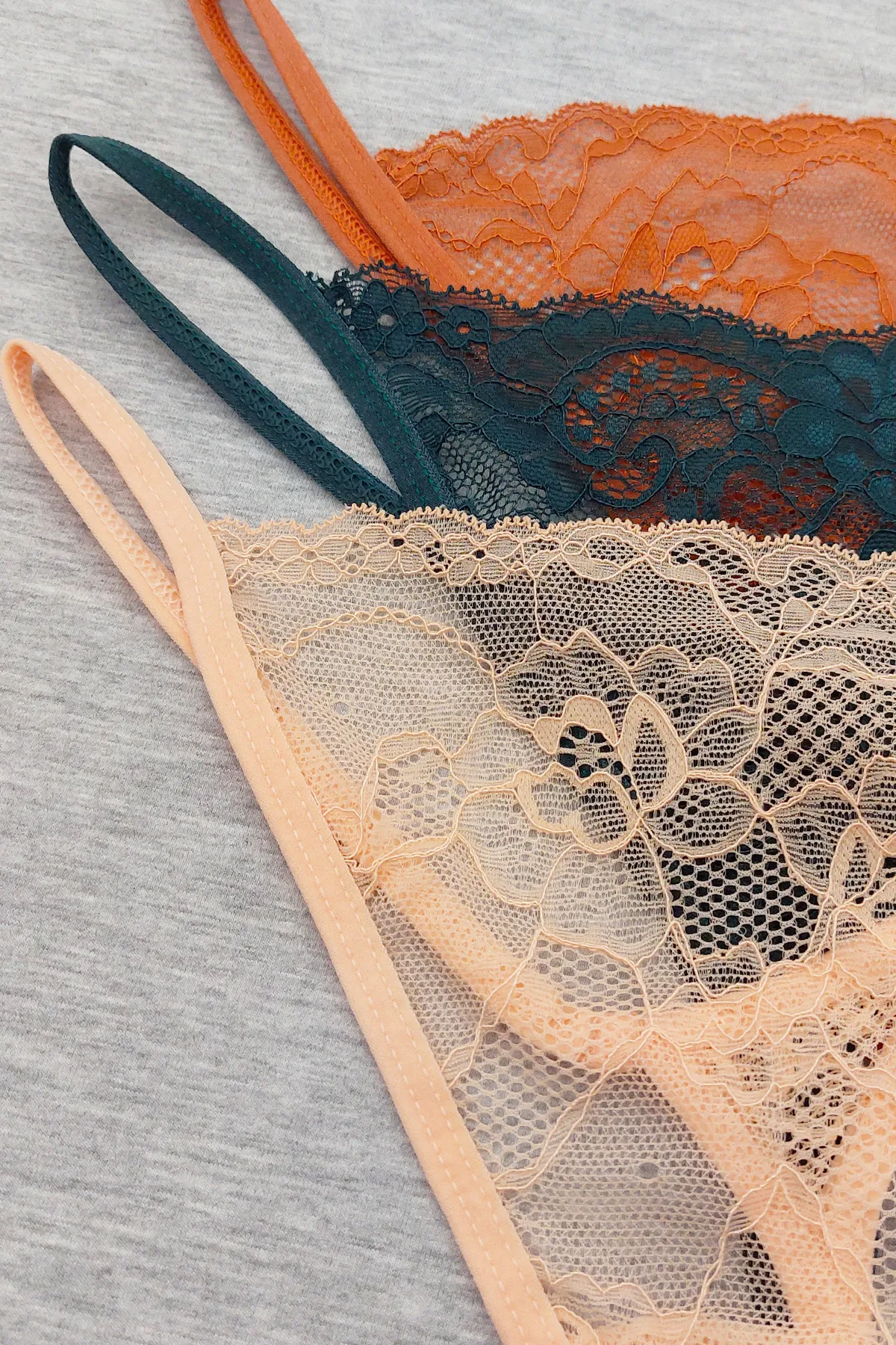Sensu  Damen-String-Spitzen-Tanga, 5-teiliges Höschen-Set, gemischte Farben, Kts3062