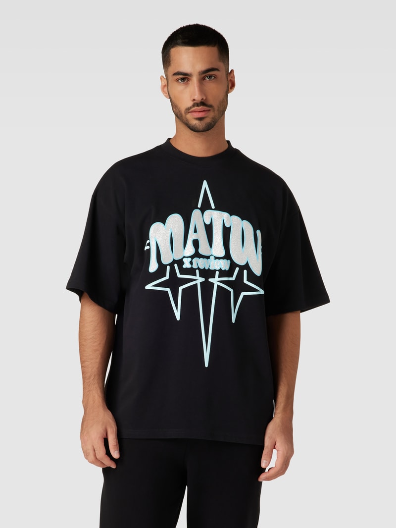 T-Shirt mit Label-Print - MATW X REVIEW in schwarz