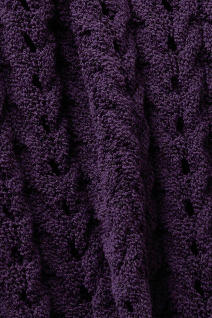 Grobstrickpullover mit Zopfmuster