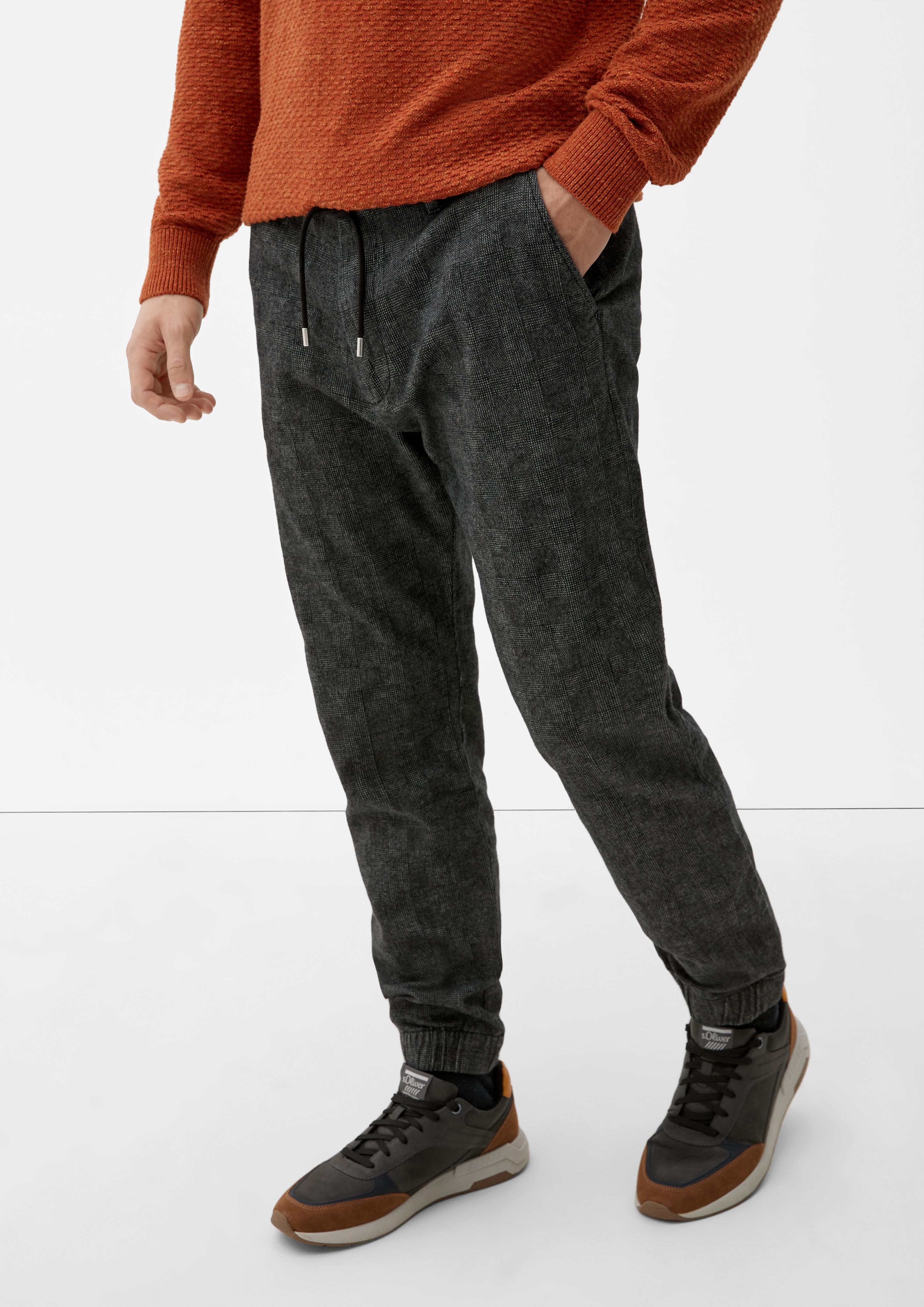 Relaxed: Jogpants mit Allovermuster  2121748-98A1