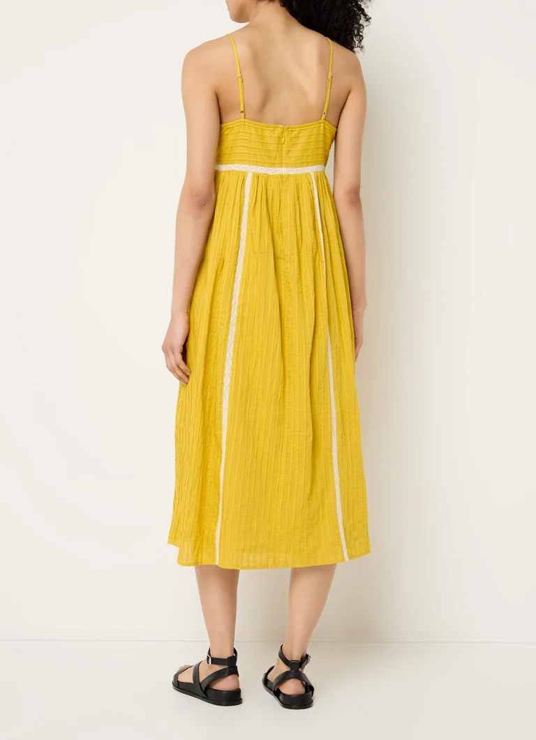 Rochie midi Pensee de la ba&sh cu detalii din dantelă