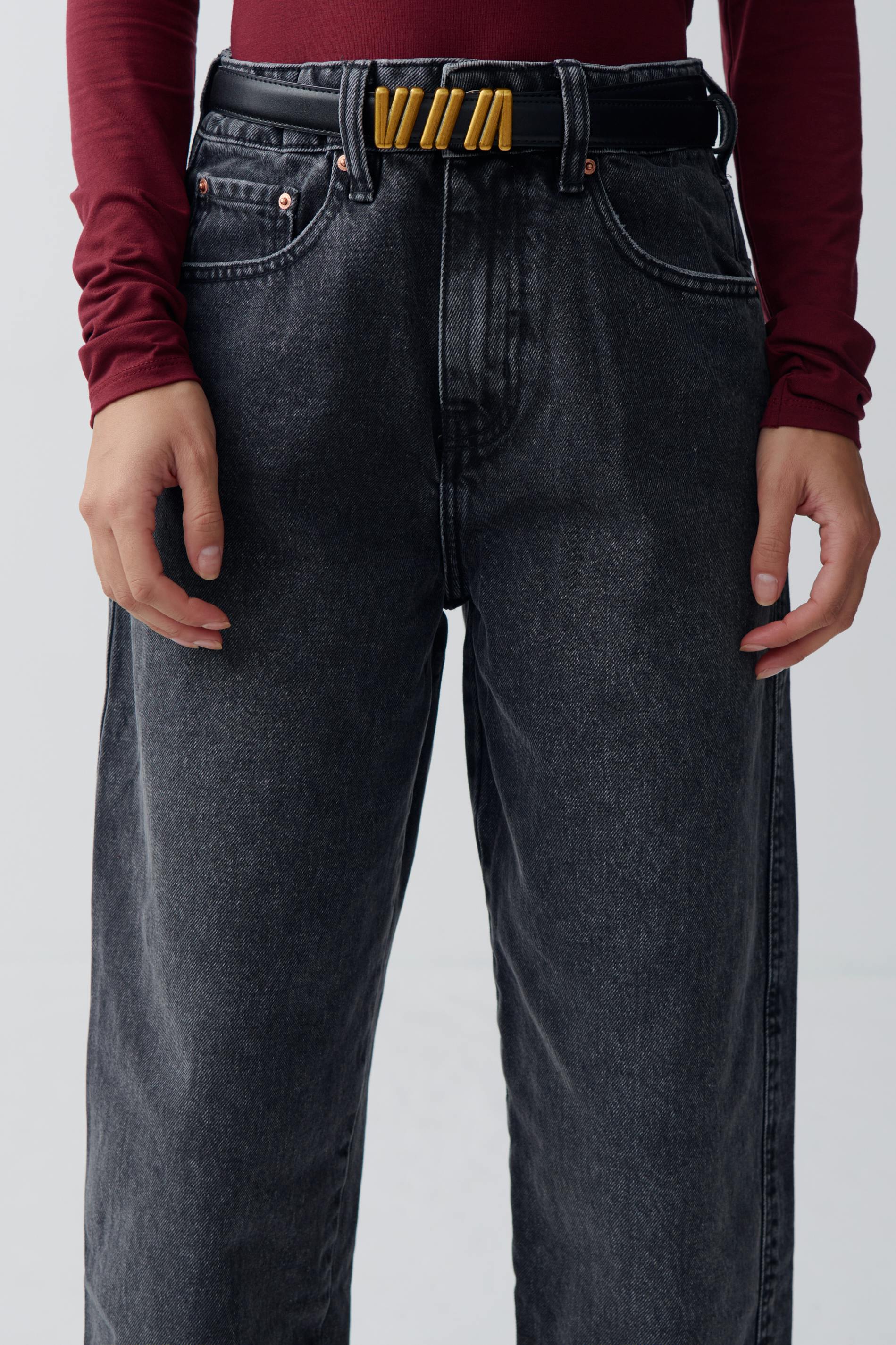 Barrel jeans