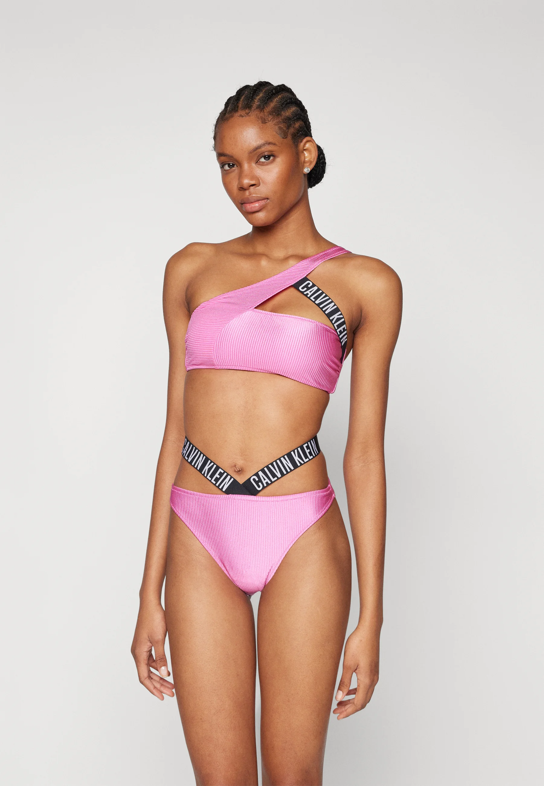 Calvin Klein Swimwear BRALETTE DE UN HOMBRO - Top de bikini