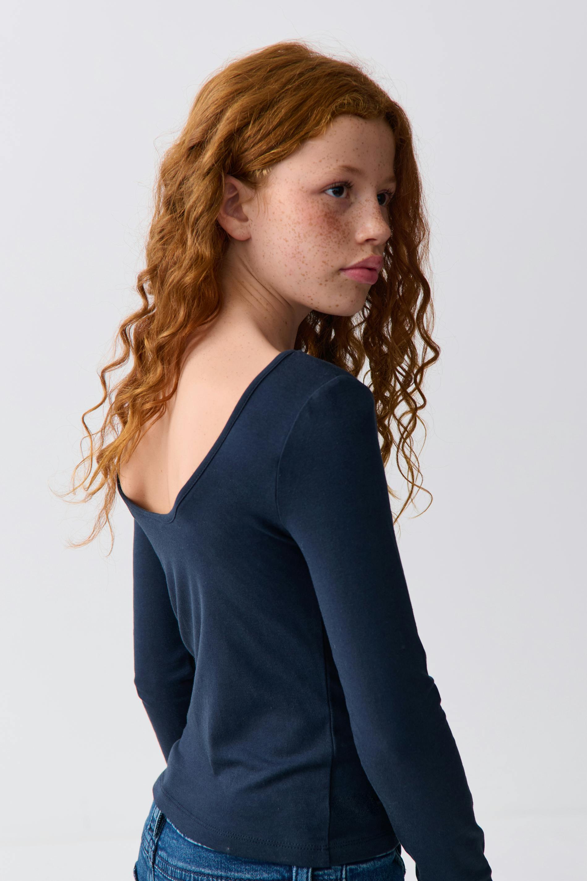 Y yoga open back top