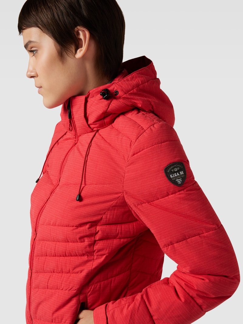 Steppjacke mit Kapuze in koralle