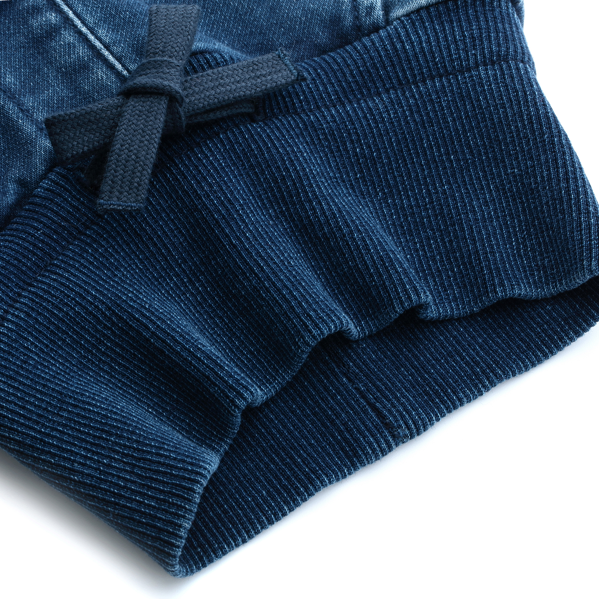 Babyjeans zum Krempeln