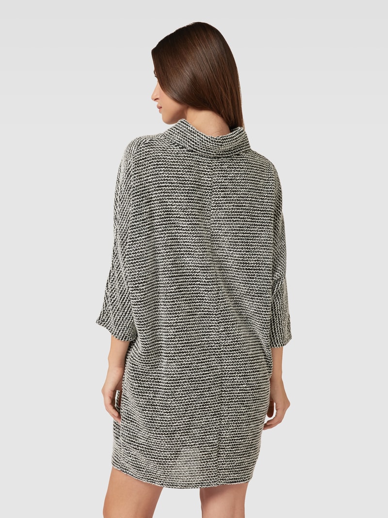 Minikleid mit Rollkragen in schwarz
