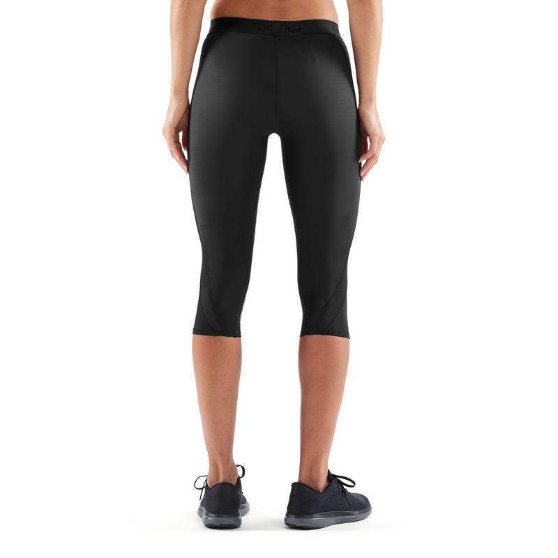 Skins DNAmic Capri Tights Tights Damen