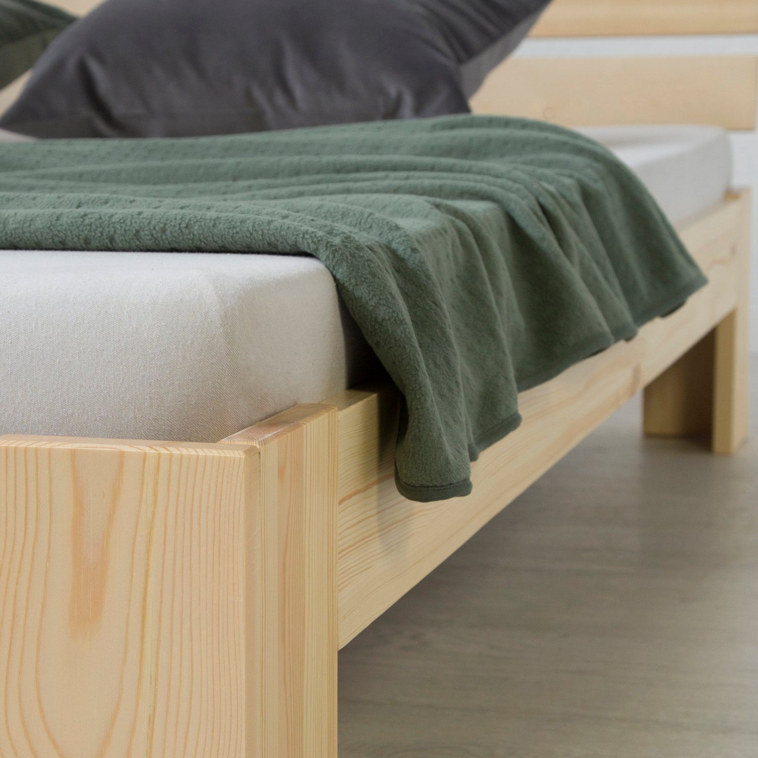 Homestyle4u Holzbett Doppelbett Holzbett Futonbett 140 160 180 cm weiß oder natur Bett