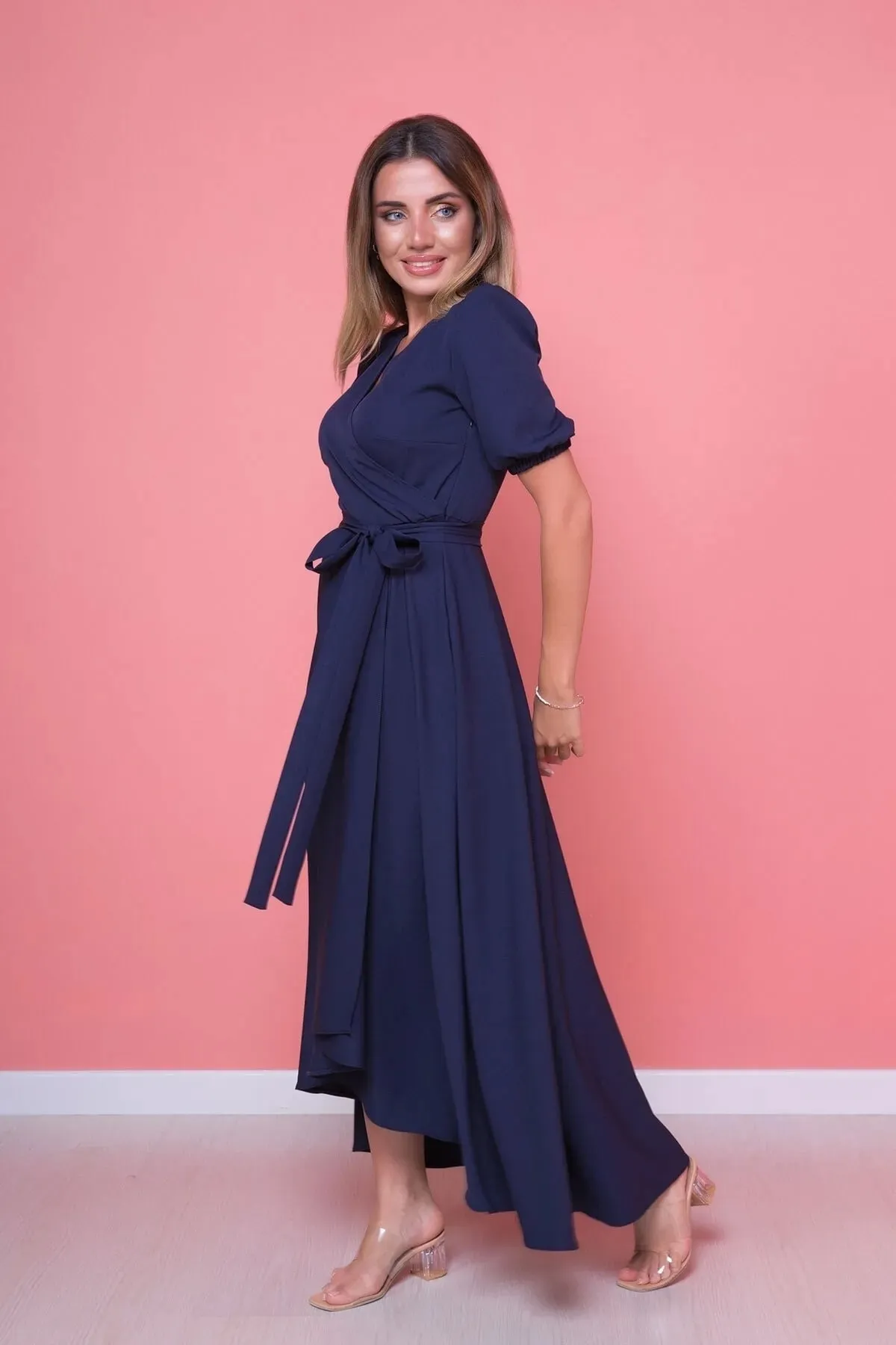 lovebox  Damen-Kleid aus flexiblem Atlas-Stoff mit Gürtel, asymmetrischem Schnitt, Midi-Länge, zweireihiger Kragen, marineblaues ausgestelltes Kleid 410