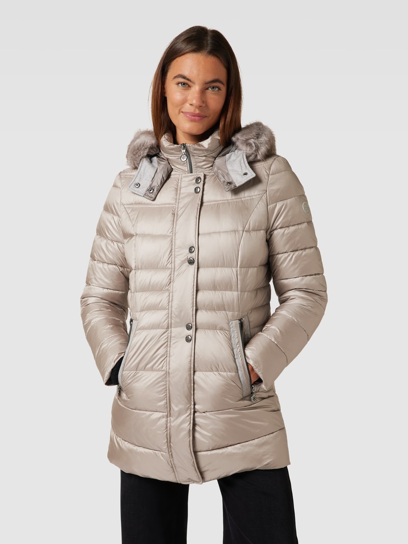 Steppjacke mit Kapuze in beige