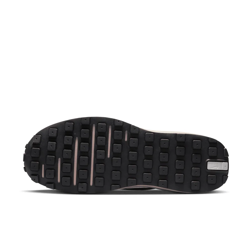 Nike Waffle One DC2533-104 / weiss