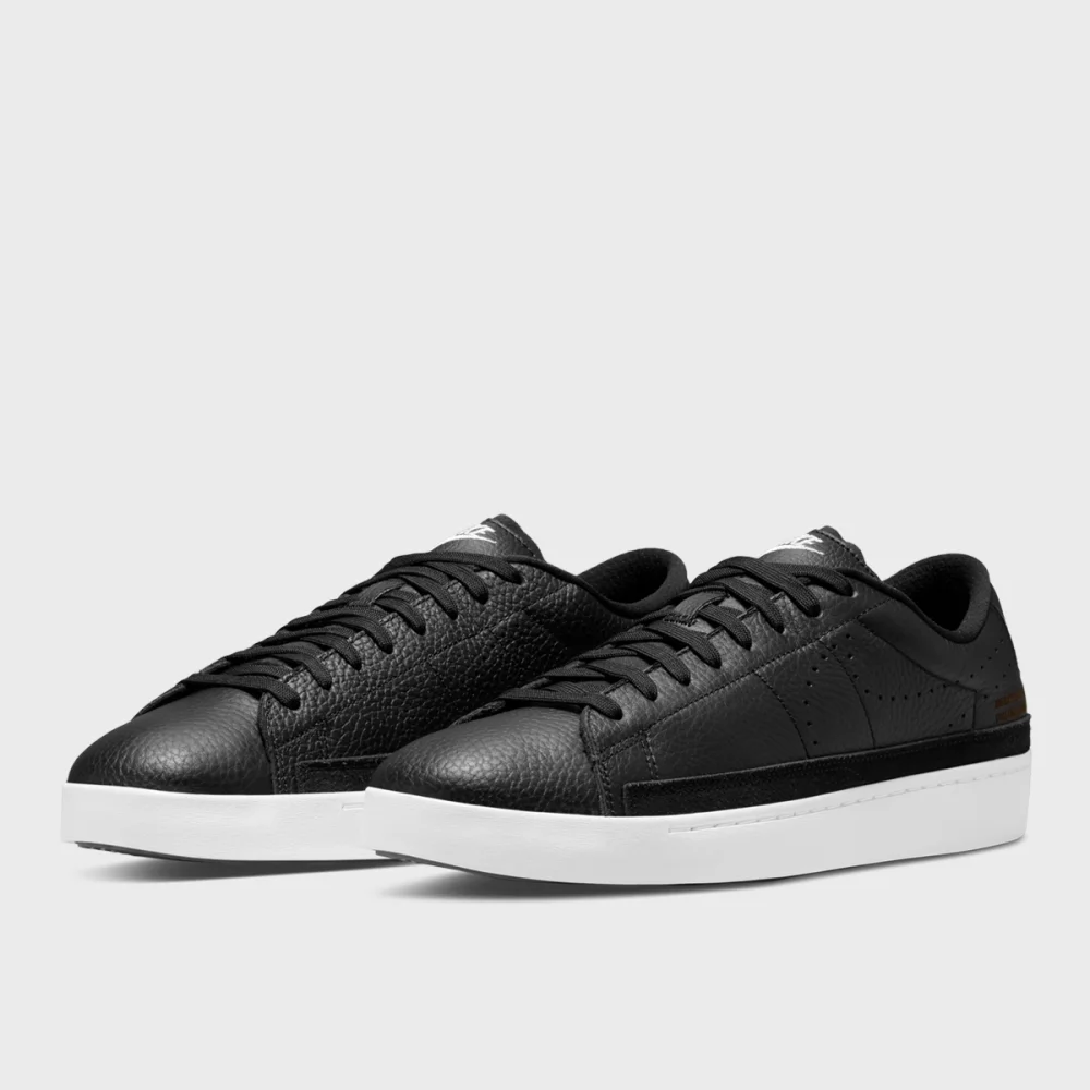 Nike Blazer Low X DA2045-001 / schwarz
