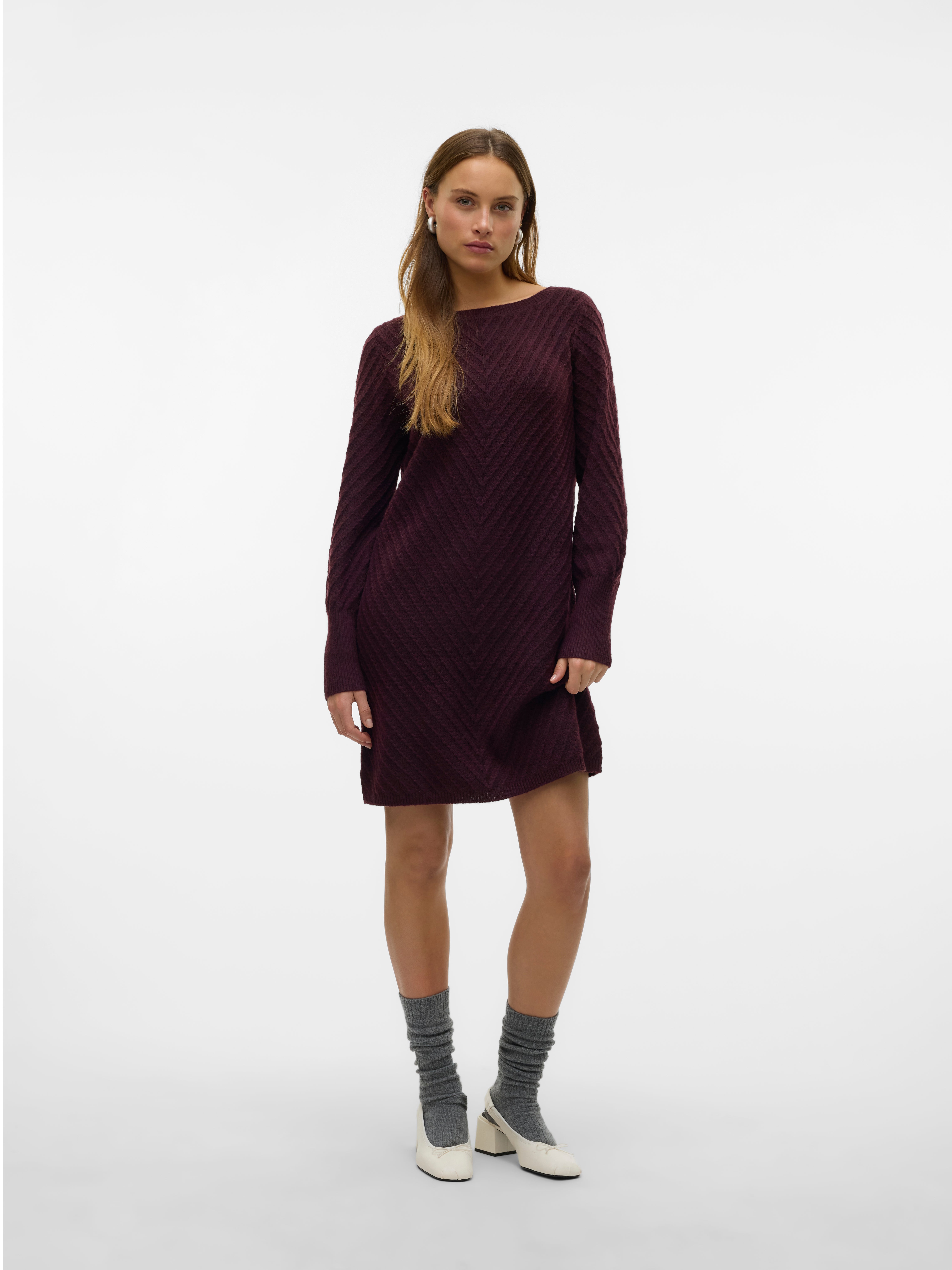 VMANJASTINNA Midikleid