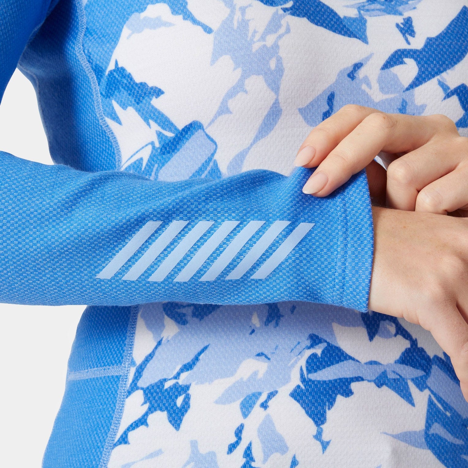 Women’s LIFA® Merino Midweight Graphic Long-Sleeve Crew Base Layer