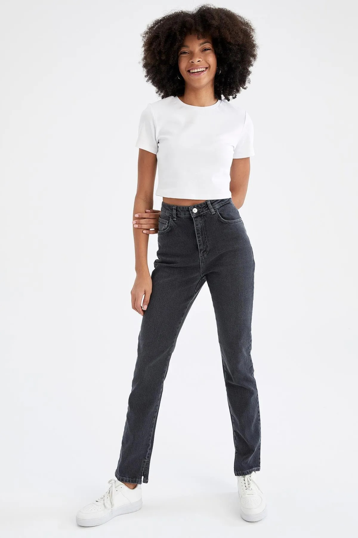 DeFacto  Slim-Jeanshose im Split-Fit mit hoher Taille und detailliertem Schlitz