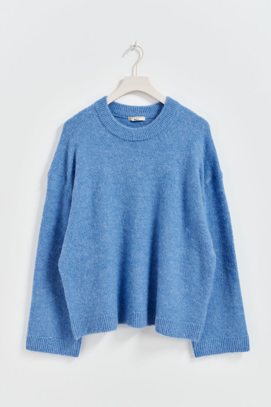 Crew neck knitted sweater