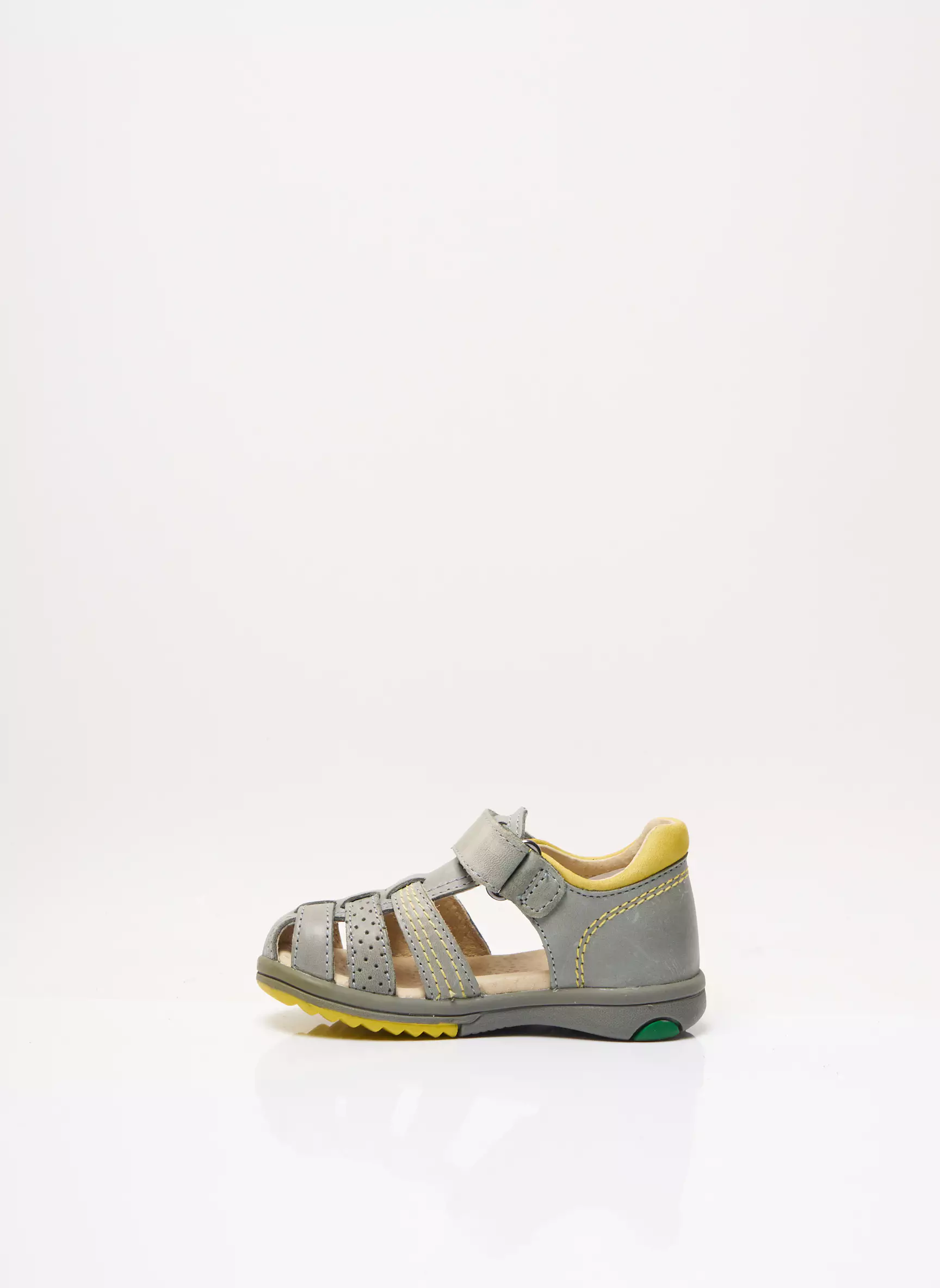 Kickers Sandales Nu Pieds Garcon couleur vert