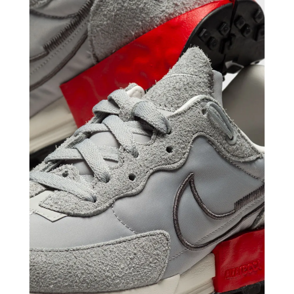 Nike Fontanka Waffle DC3579-003 / grau