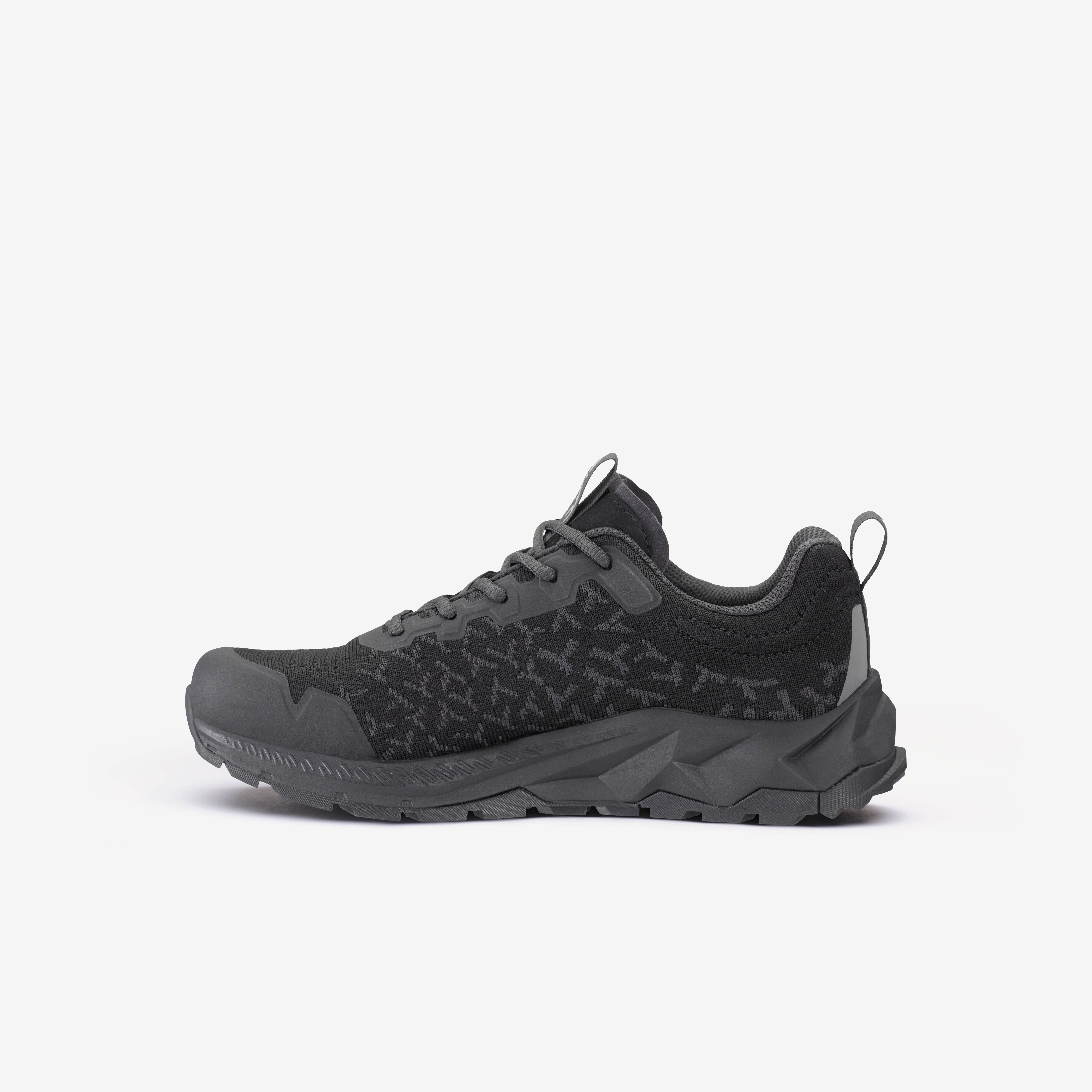 Trailknit Waterproof Hiking Sneakers Femme Black