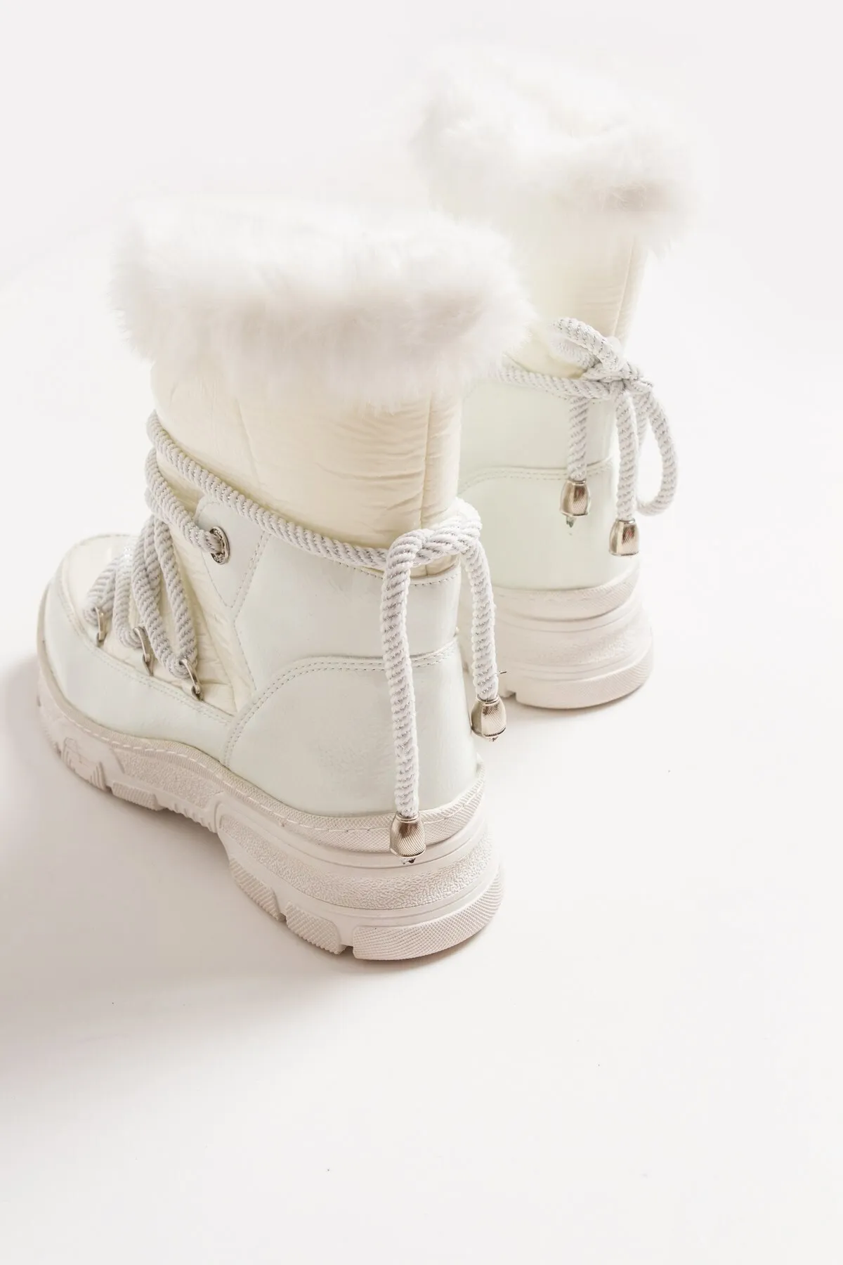 LuviShoes  23 weiße Damenstiefel
