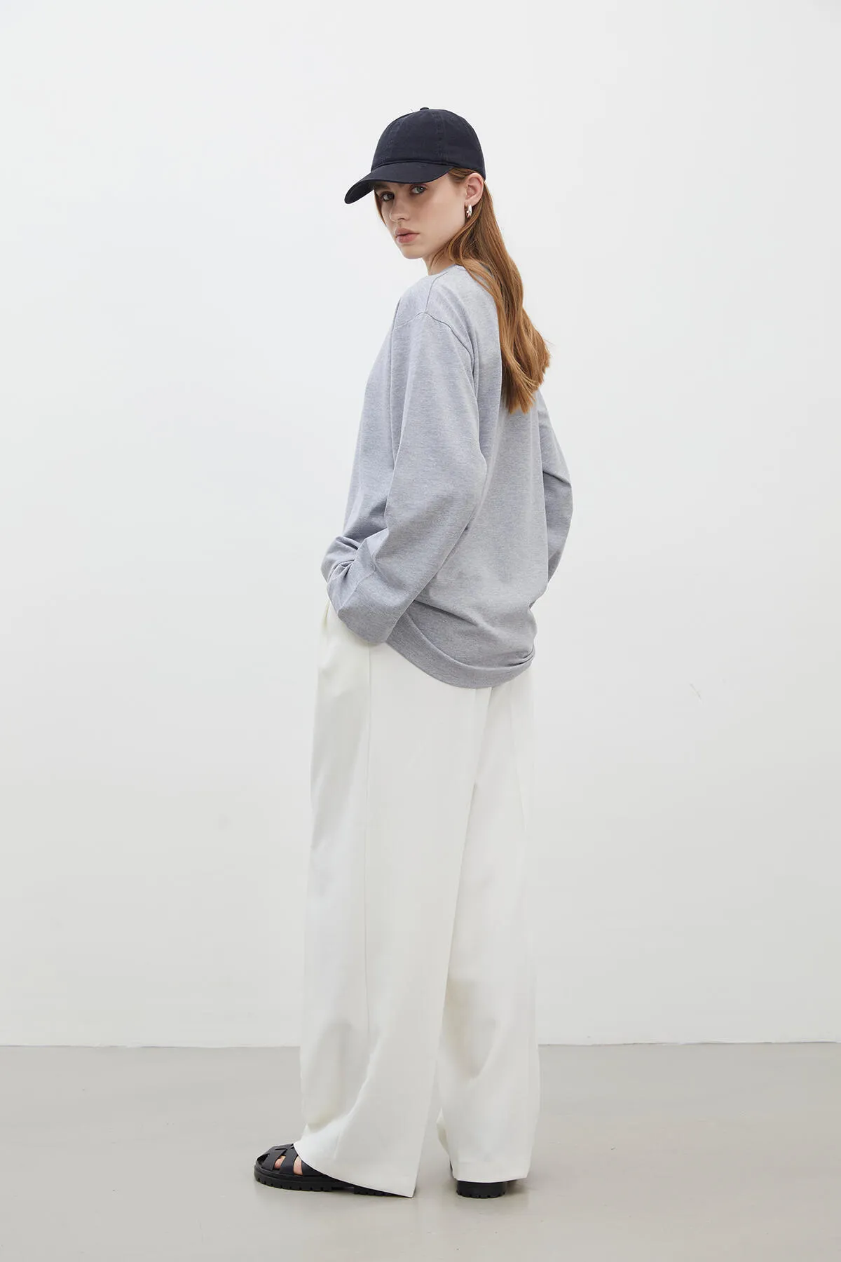 Manuka  OVERSIZE-LANGARM-T-SHIRT AUS BAUMWOLLE GRAU-MELANGE