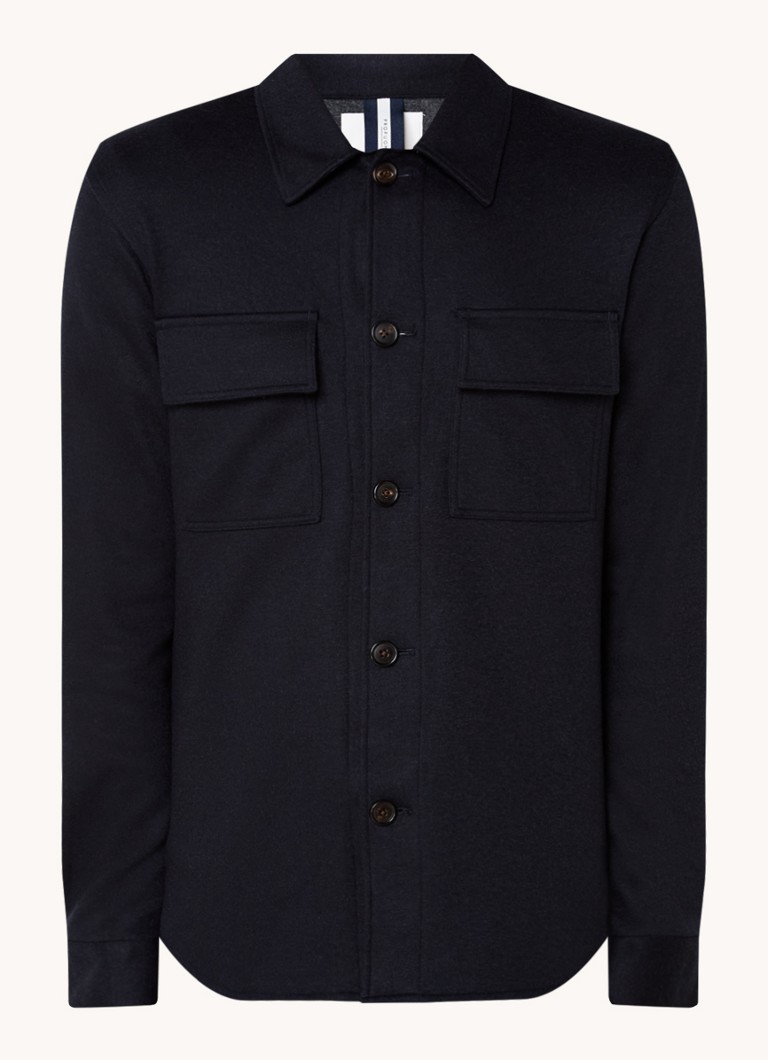 Camicia-giacca Profuomo a vestibilità classica in misto lana con tasche sul petto.