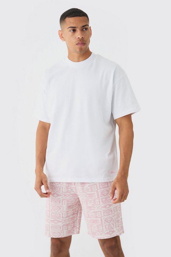 Oversize Man T-Shirt & Jacquard Shorts