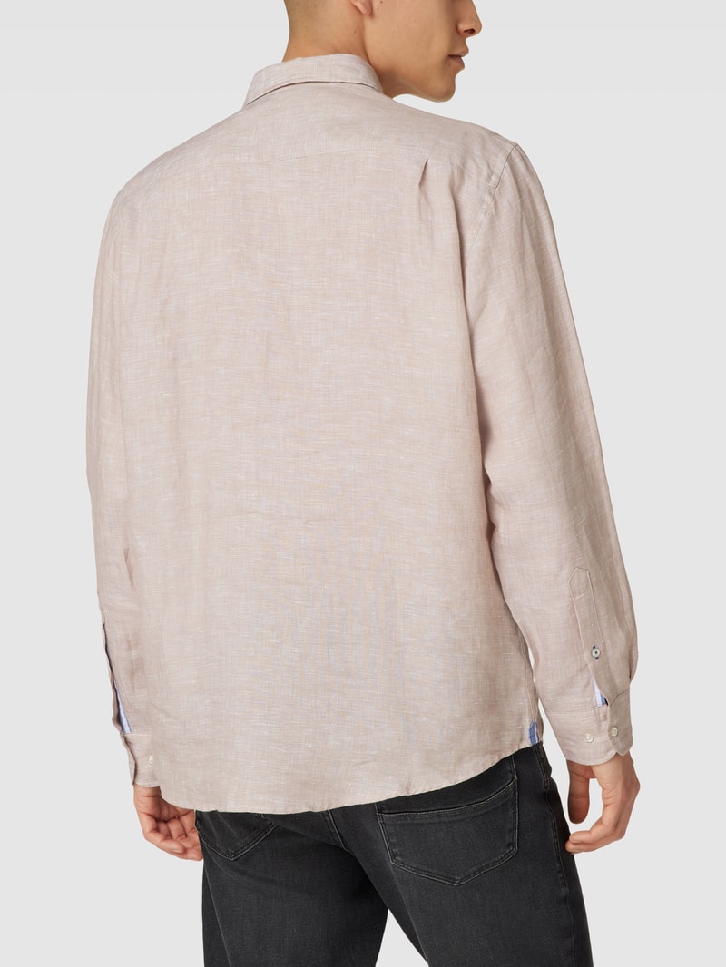Freizeithemd mit Button-Down-Kragen in sand