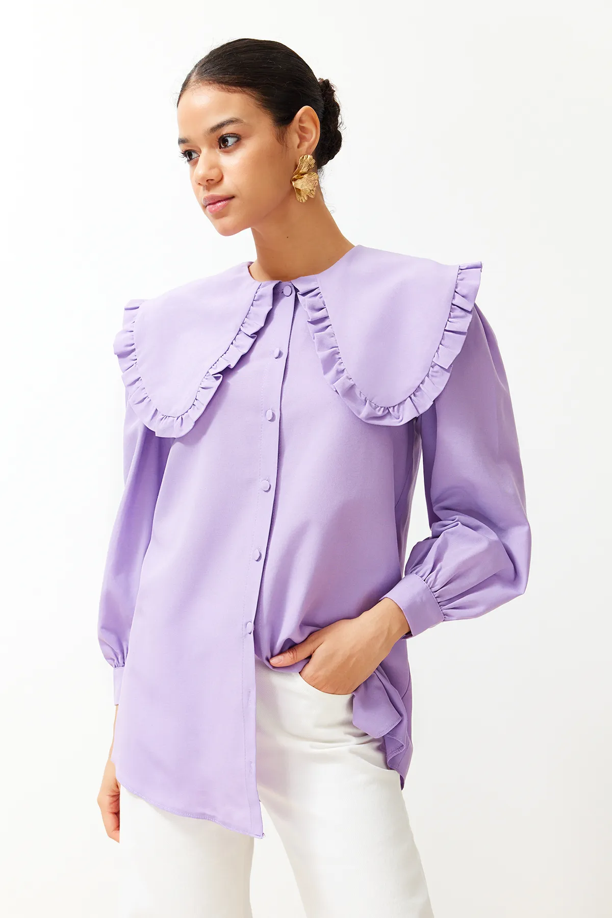 Trendyol Modest  Lilafarbenes Hemd aus gewebter Baumwolle mit Babykragen TCTSS24TG00027