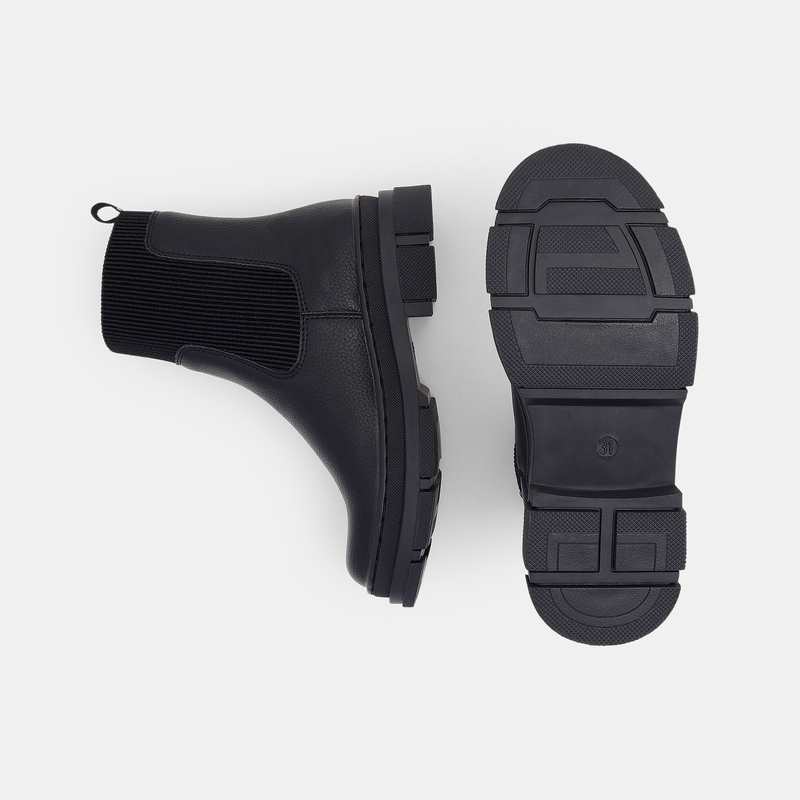 Boots semelles crantées noires fille