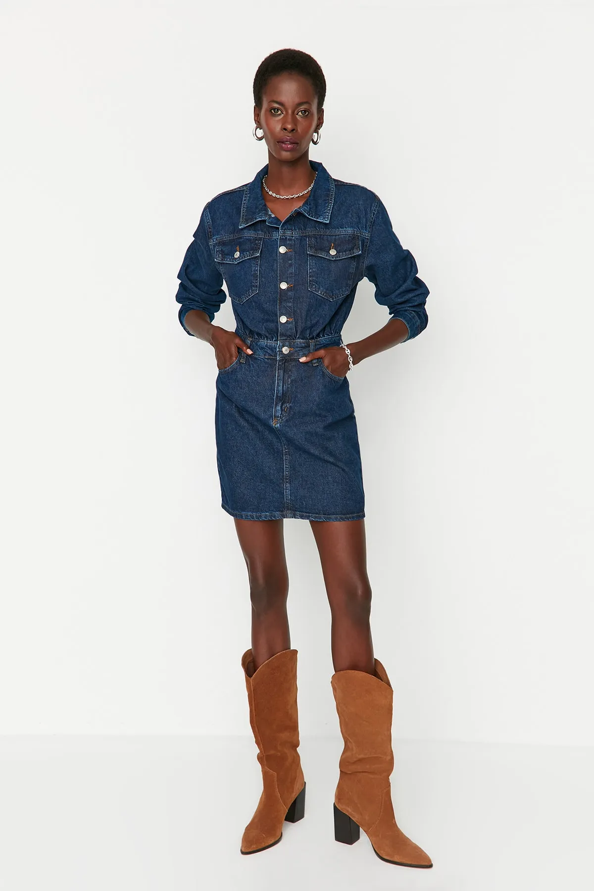 Trendyol Collection  Blaues Mini-Jeanskleid TWOAW23EL00643