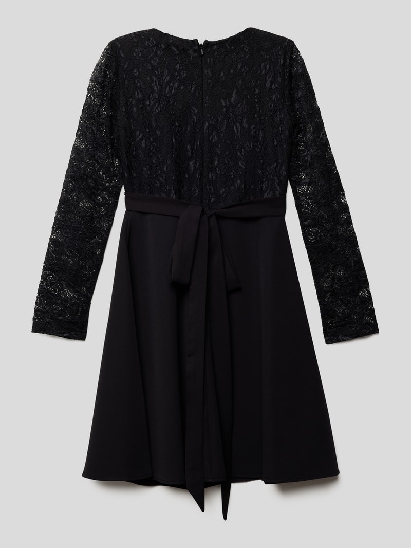 Kleid mit floraler Spitze in schwarz