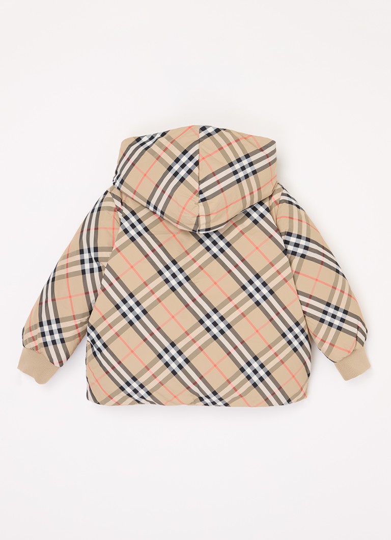 Burberry Axel -toppatakki, jossa untuvatäyte