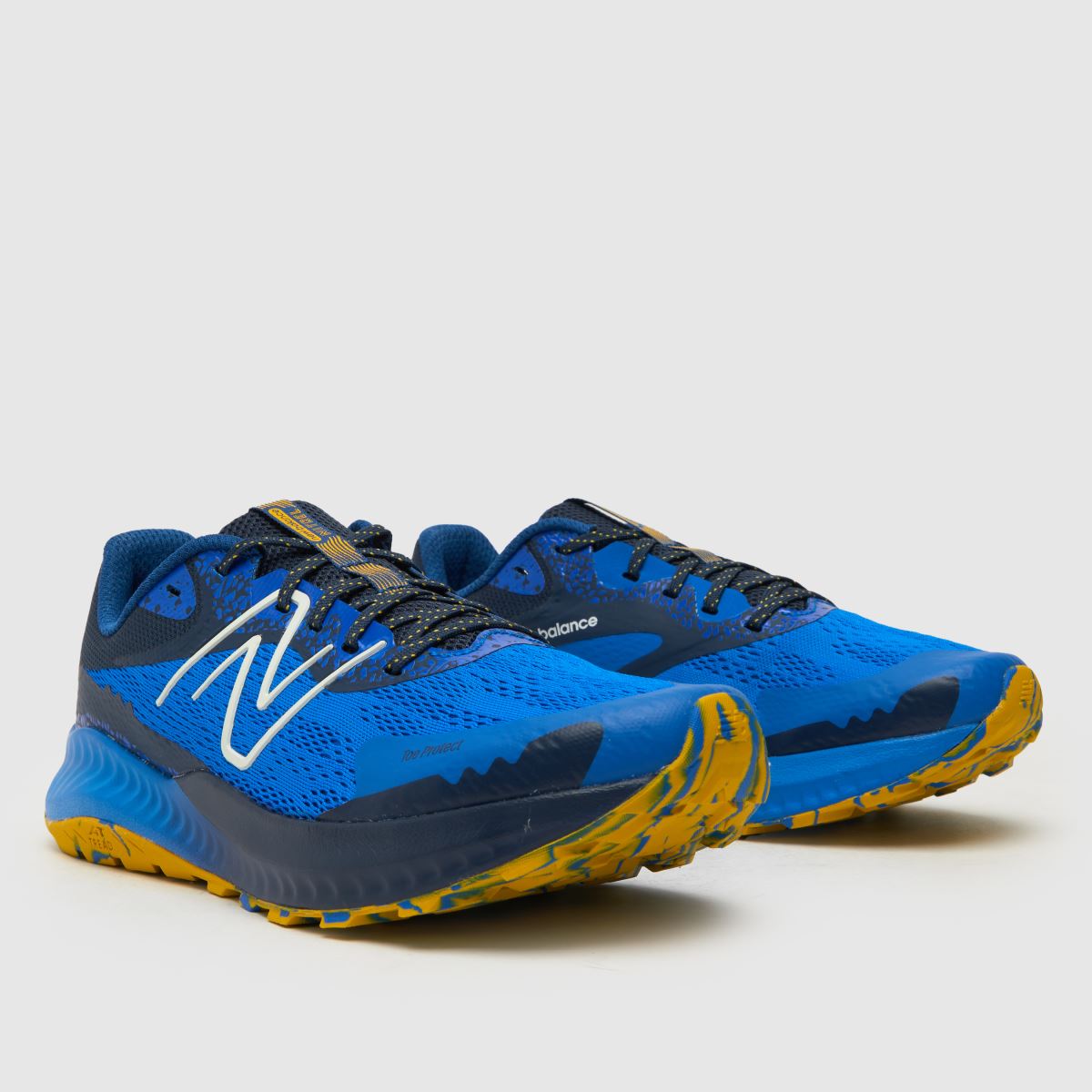 New Balance – Dynasoft nitrel v5 – Svarta och blå träningsskor